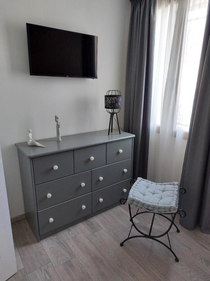 Les Dauphins Apartment Saint-Romain-de-Jalionas ภายนอก รูปภาพ