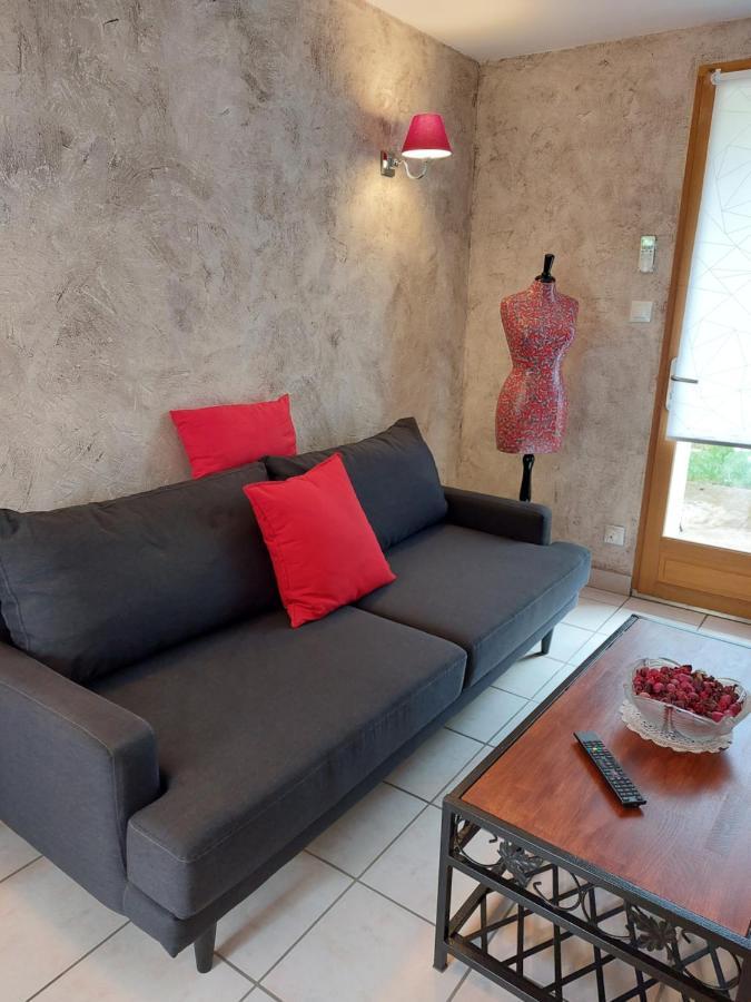 Les Dauphins Apartment Saint-Romain-de-Jalionas ภายนอก รูปภาพ